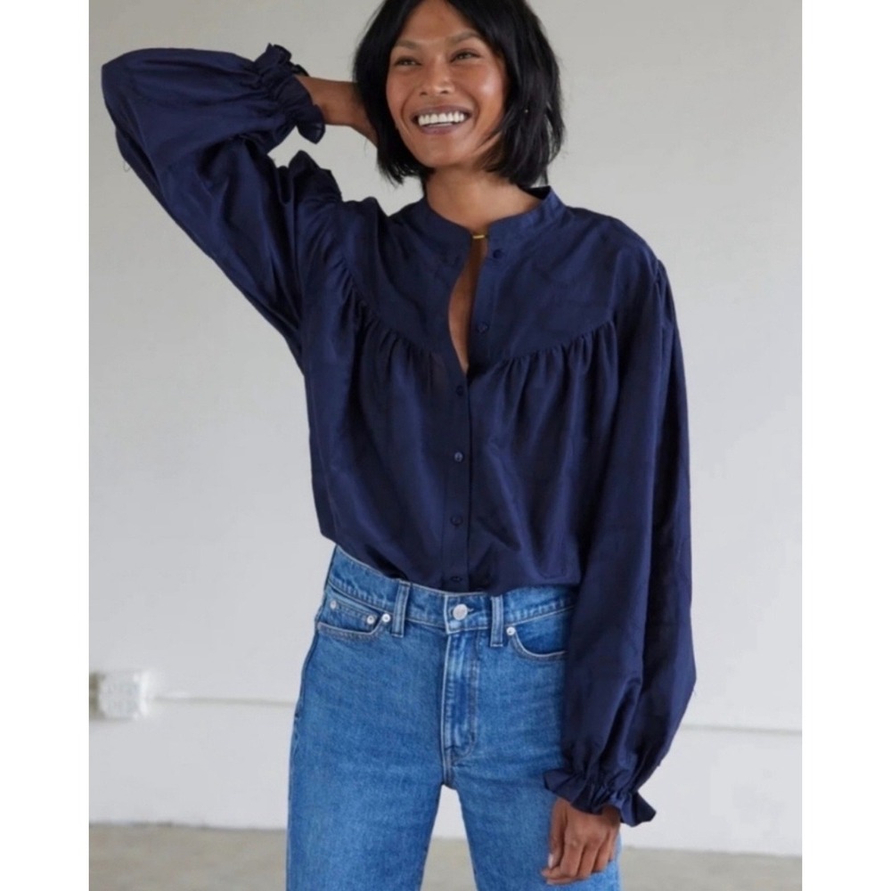 AYR The New Romantic Blouse Embroidered Navy Size Small button up Silk Blend
